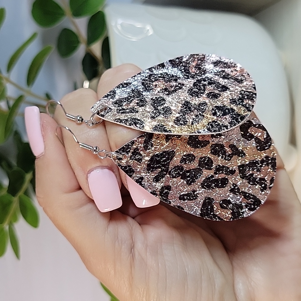 Animal Print Metallic Drop Earrings - Picture 4 of 4